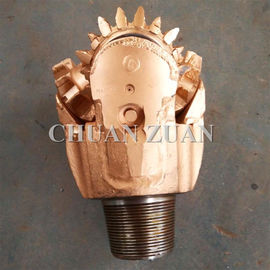 دارای قابلیت حفاری فولاد Tricone Bit 14 4/3 اینچ برای نرم سنگ گچ / ماسه سنگ