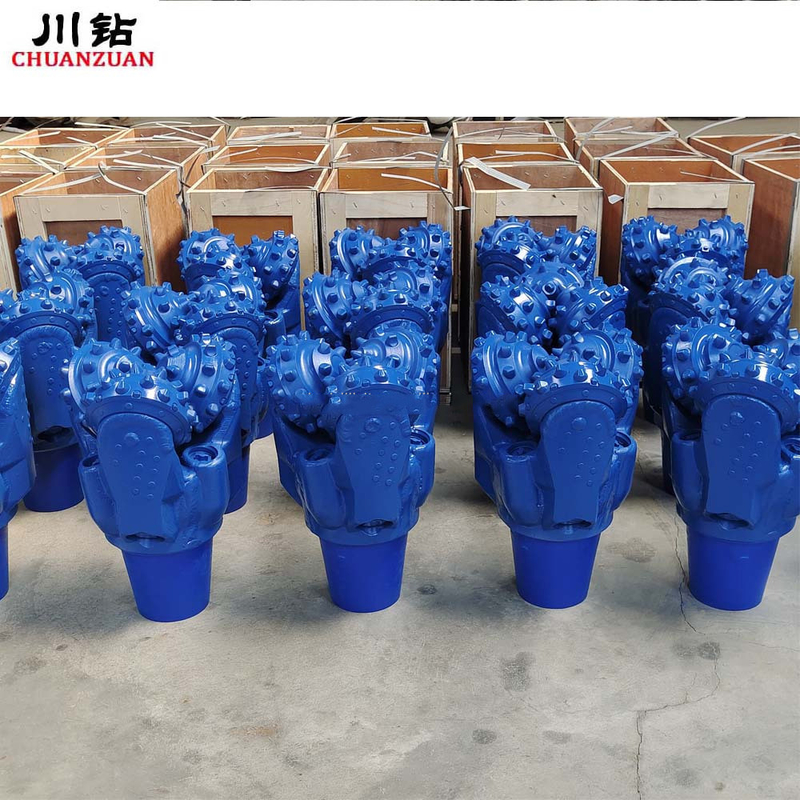 مته 215.9 میلی متری چاه نفت IADC 517 TCI Tricone برای مقاومت فشاری کم